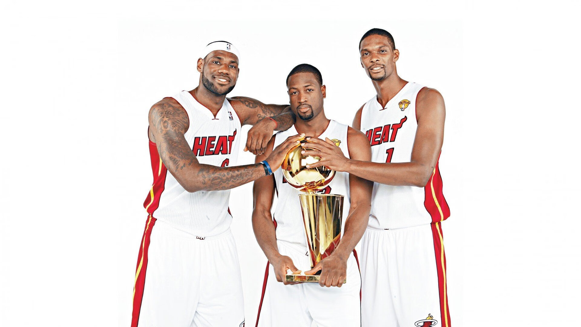 CBA球队加强对抗训练 模拟实战提升强度，cba身体对抗