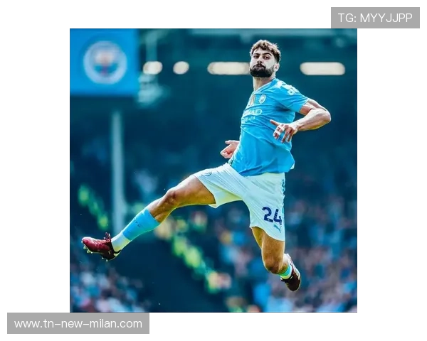 德布劳内弧顶远射曼城领先在手